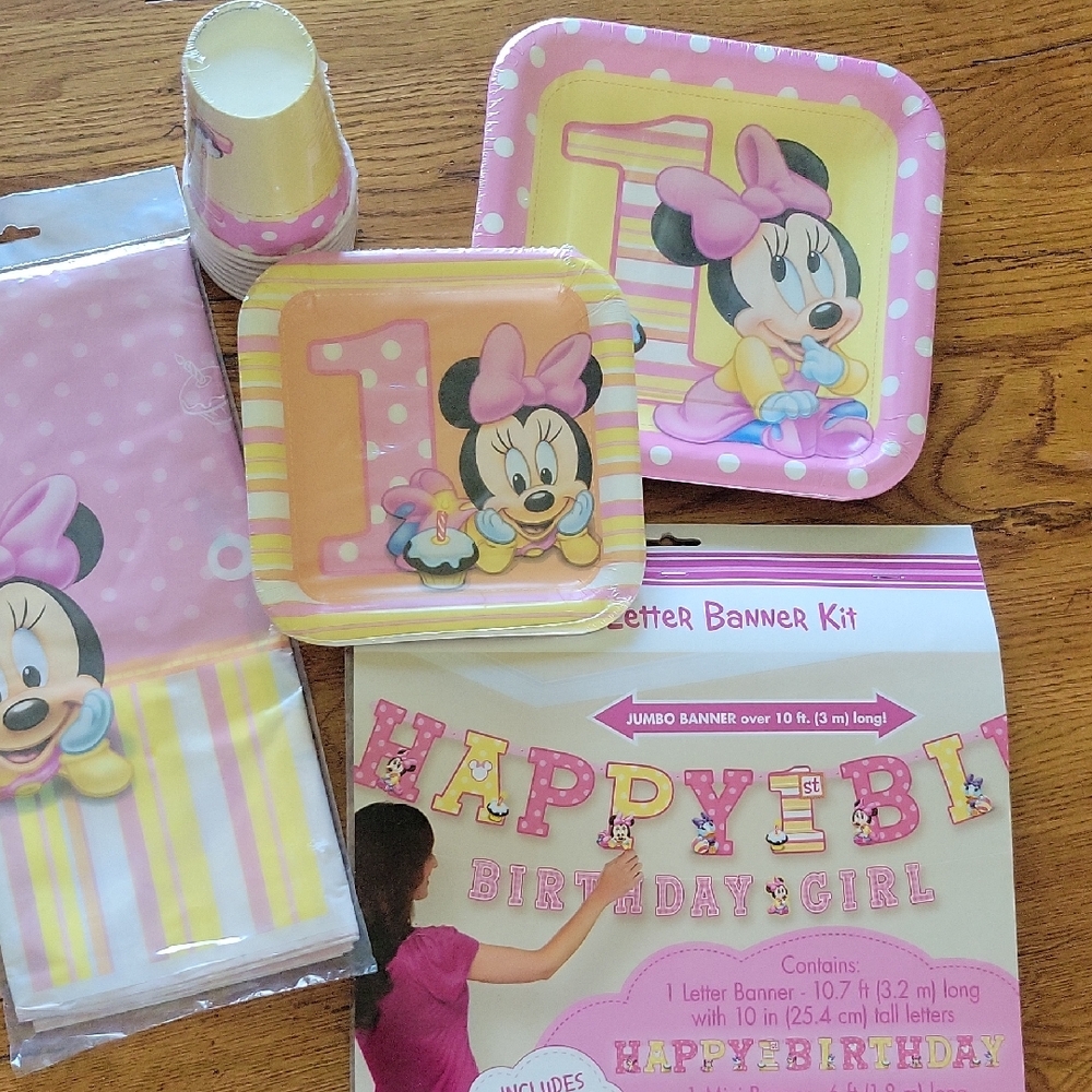 Disney Minnie Mouse 1st Birthday Party Supplies Set - Pink